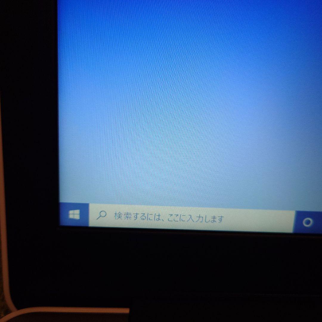 Windowsノート本体 DELL Inspiron 15 5567 P66F001 Radeon R7