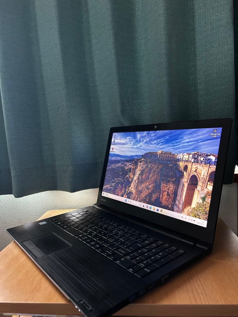 限界値下げ ノートPC/i5-6300U/16GBメモリ/225GB SSD