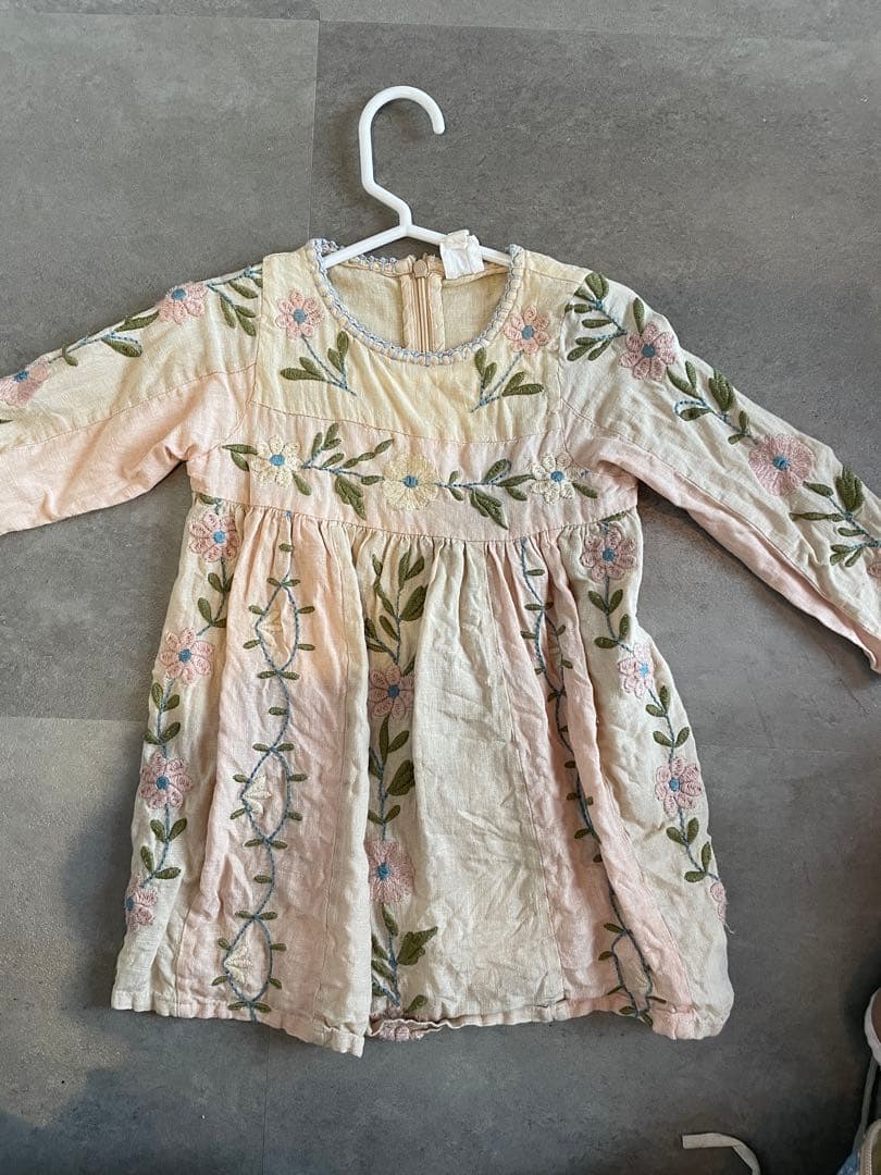 Apolina ワンピース