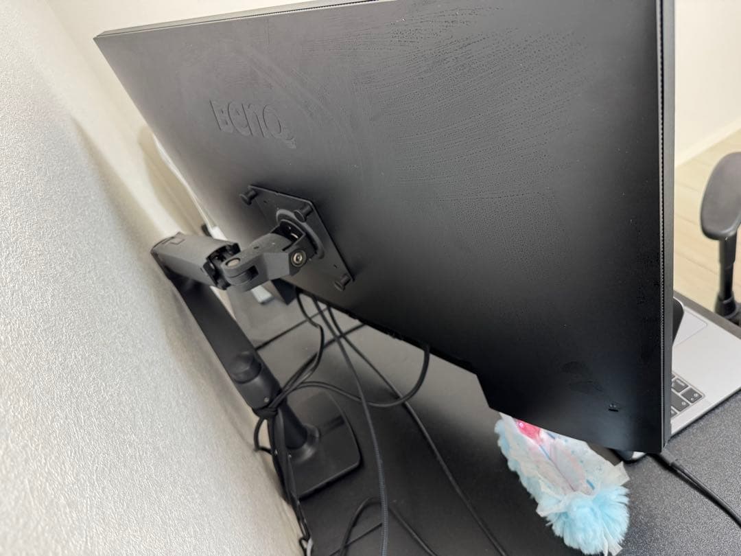 BenQ ディスプレイモニター31.5インチ +ERGOTRON モニターアーム