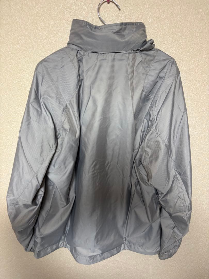 防寒裏地つき　ウインドブレーカー DESCENTE セットアップ　ジャージ　上下