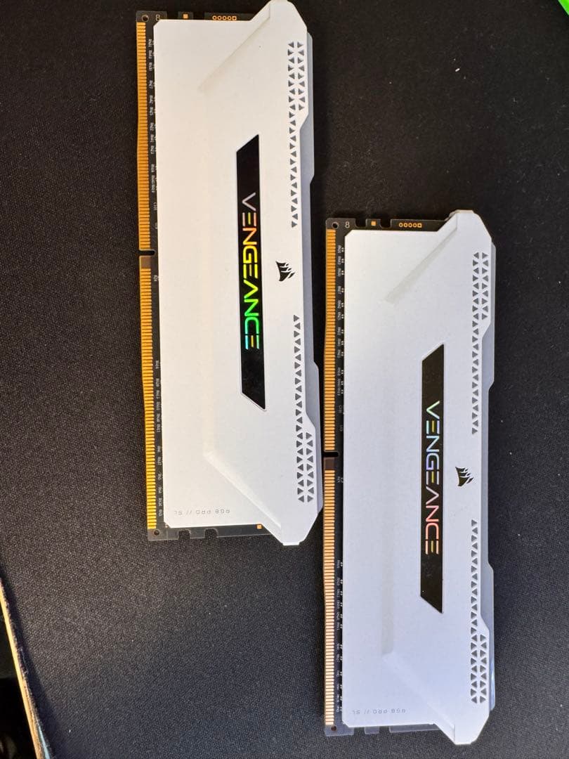 Corsair DDR4-3600MHz 32GB ホワイト