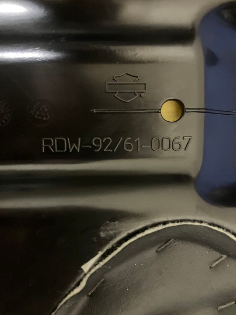 ハーレー　FXDL1580 ダイナ ローライダー 純正　シート