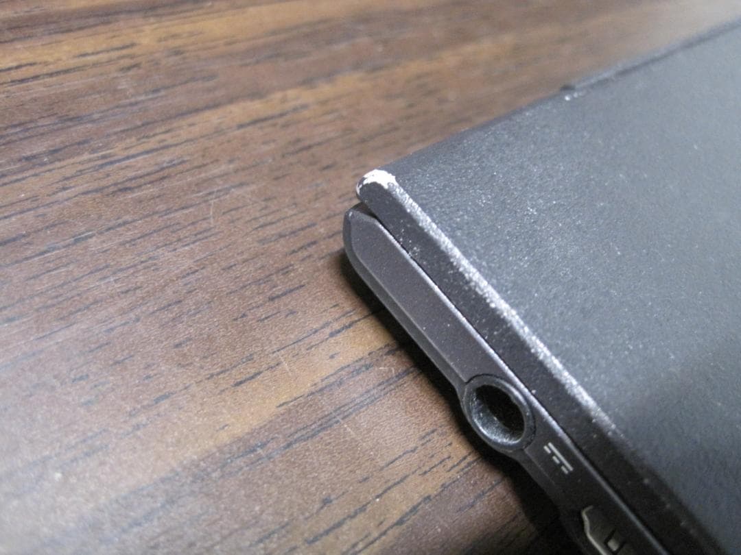 軽量761g！Corei5-7200U LIFEBOOK UH75/B1