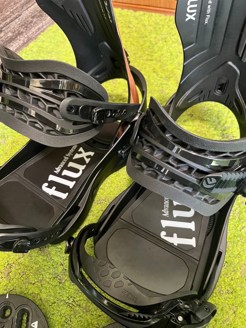 flux フラックスXF サイズM22.23限定モデル