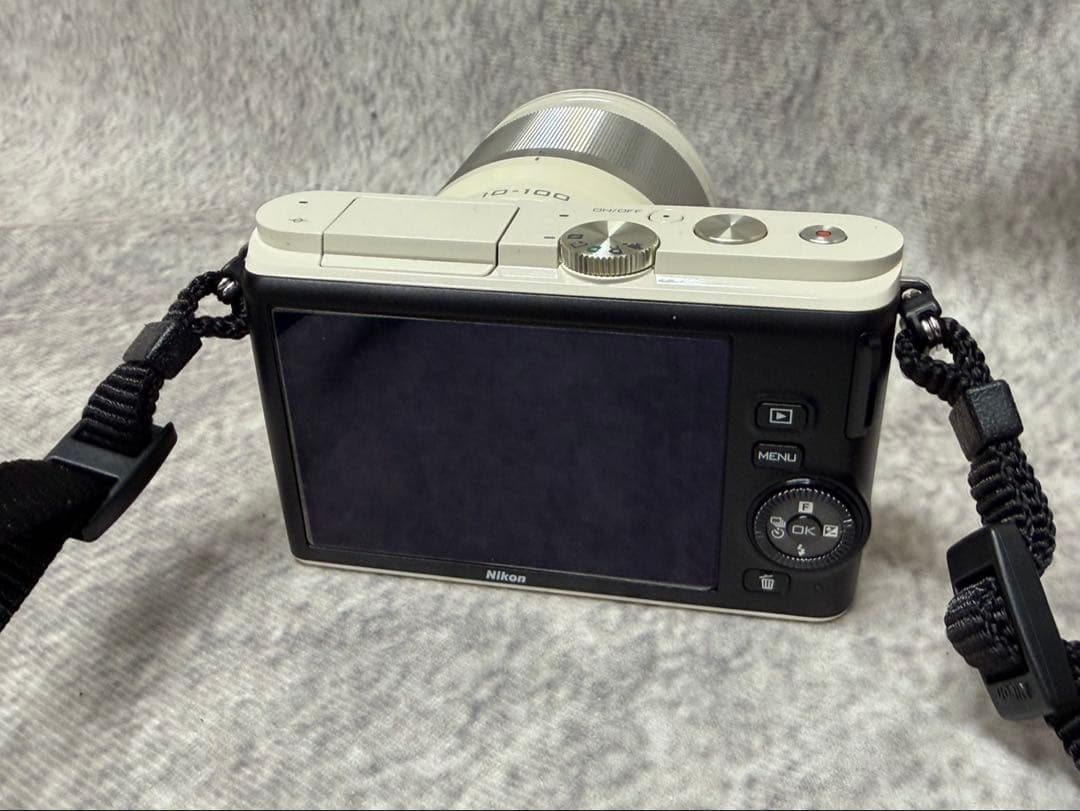 Nikon 1 J2 ホワイト