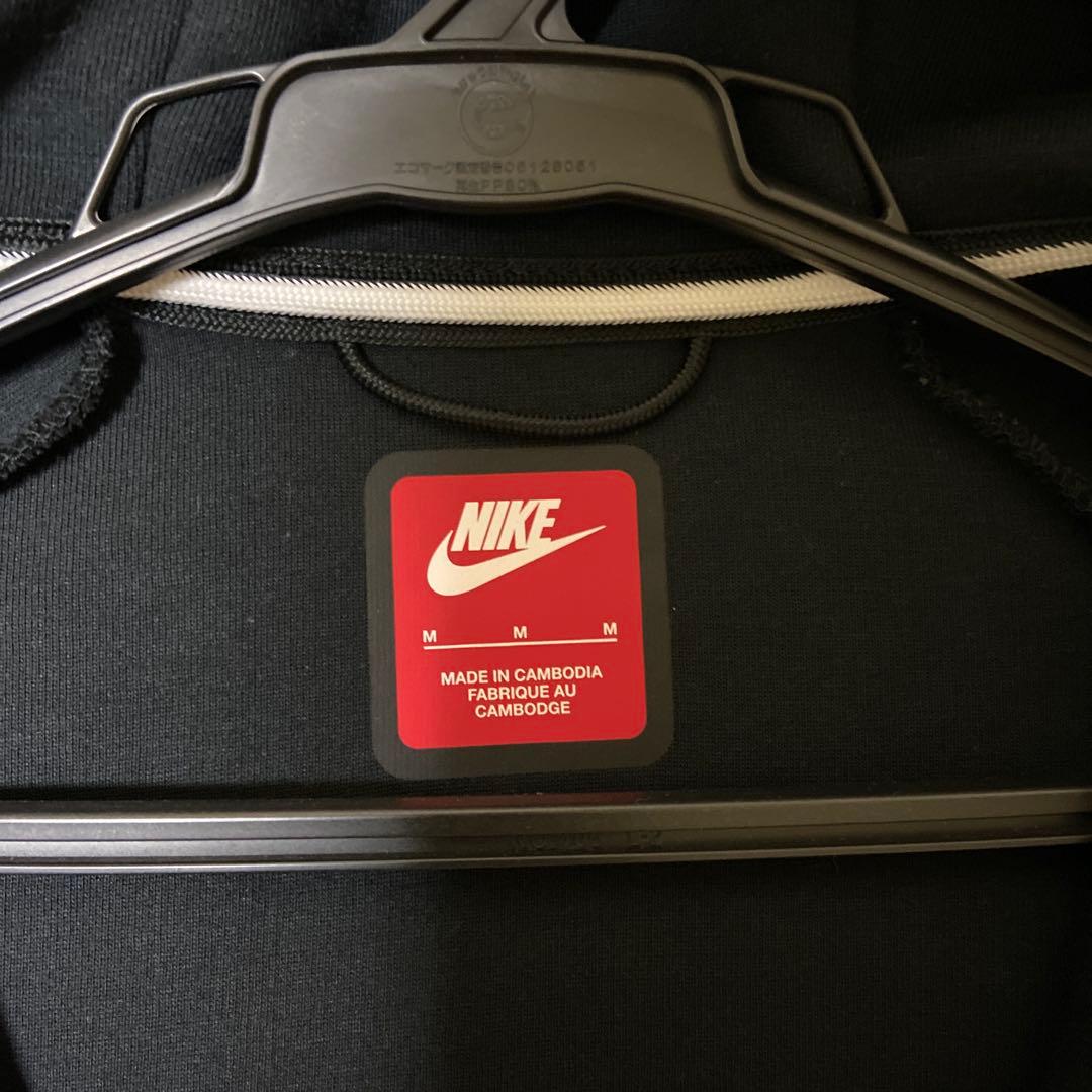 Nike テックフリース　Mサイズ