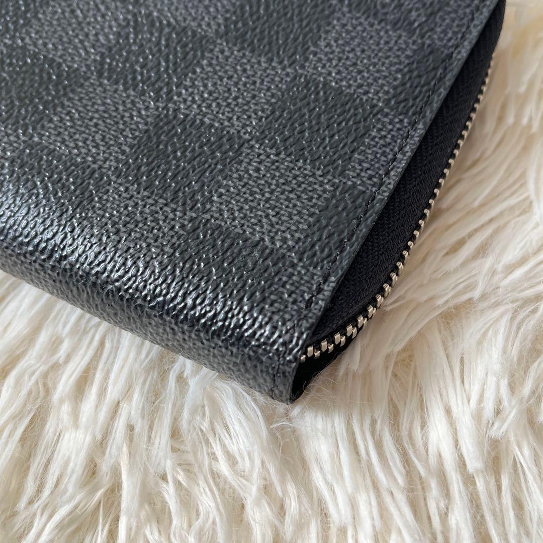 ⭐️未使用級⭐️　ルイヴィトン　ダミエ グラフィット ジッピーウォレット　黒