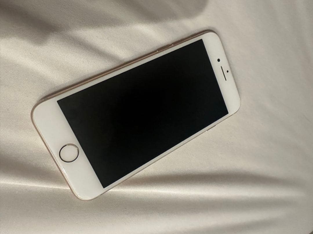 iPhone8 64GB ゴールド SIMフリー