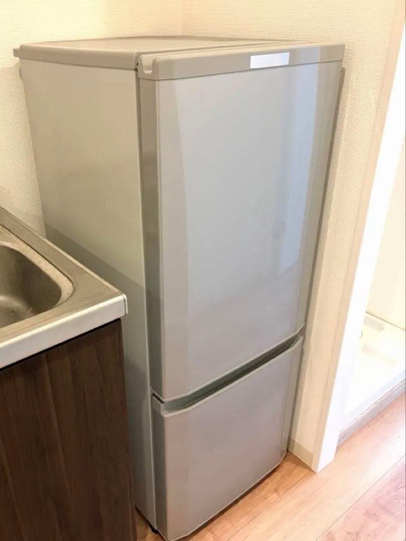 Mitsubishi 冷蔵庫 シルバー（送料込み／1人暮らし用）