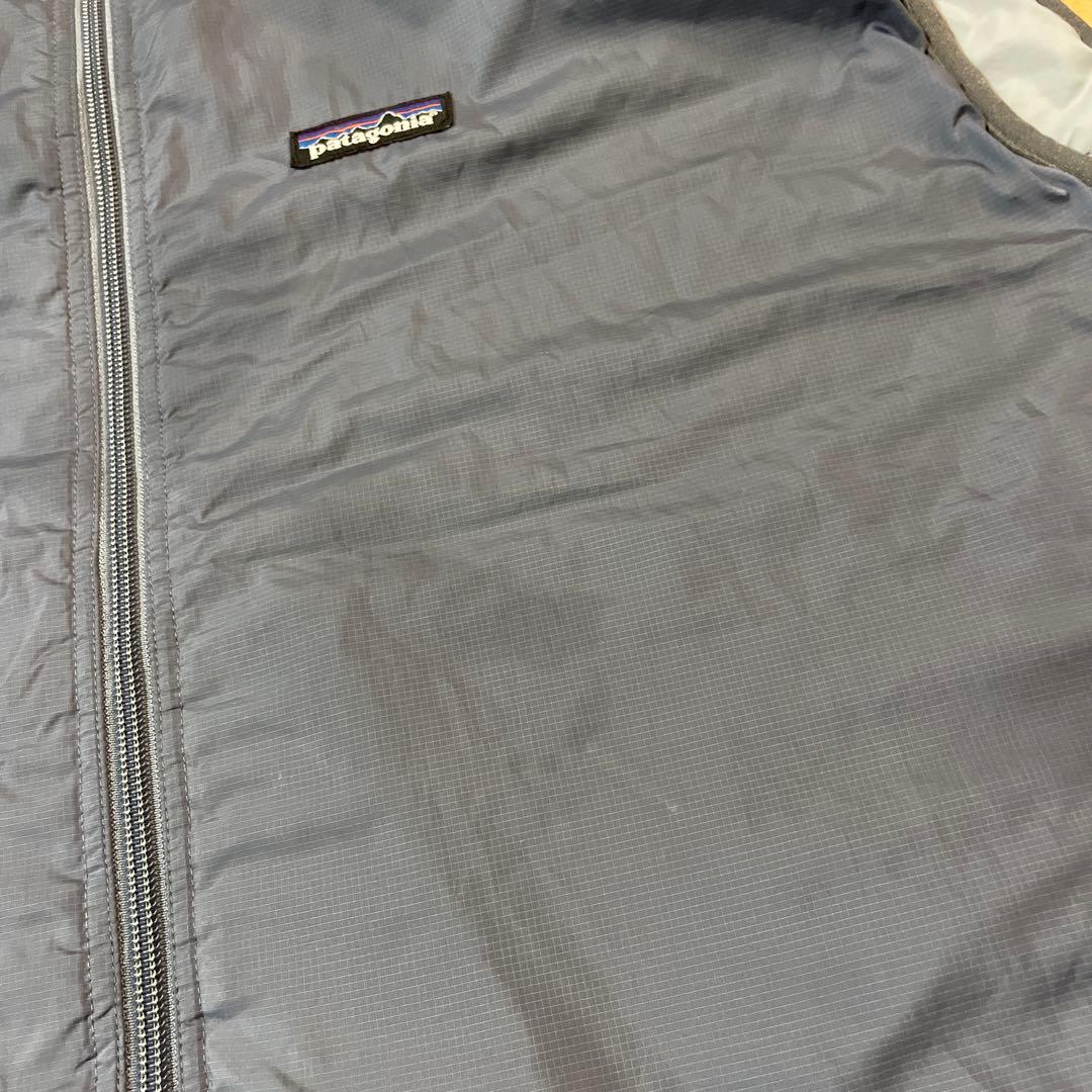 .*様 patagonia ナイロンベスト グレー パフボール