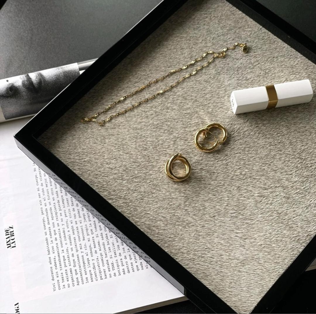 ★新品【海外限定】【再販なし】インテリアトレイ ブラック ホーストレイ スクエア