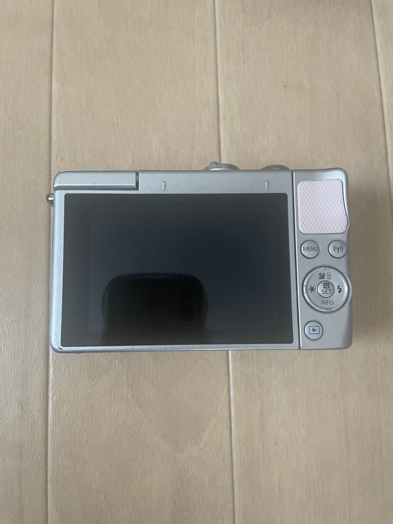 【限定カラー✨ピンク】Canon EOS M100 ミラーレス一眼レフ