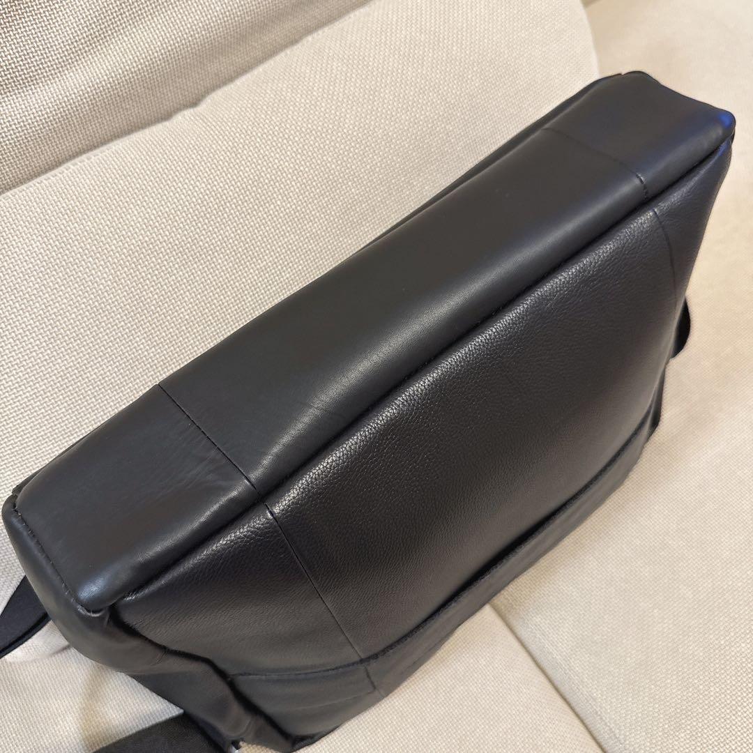 【新品未使用】MOLESKINE（モレスキン） ビジネスバッグ ショルダータイプ