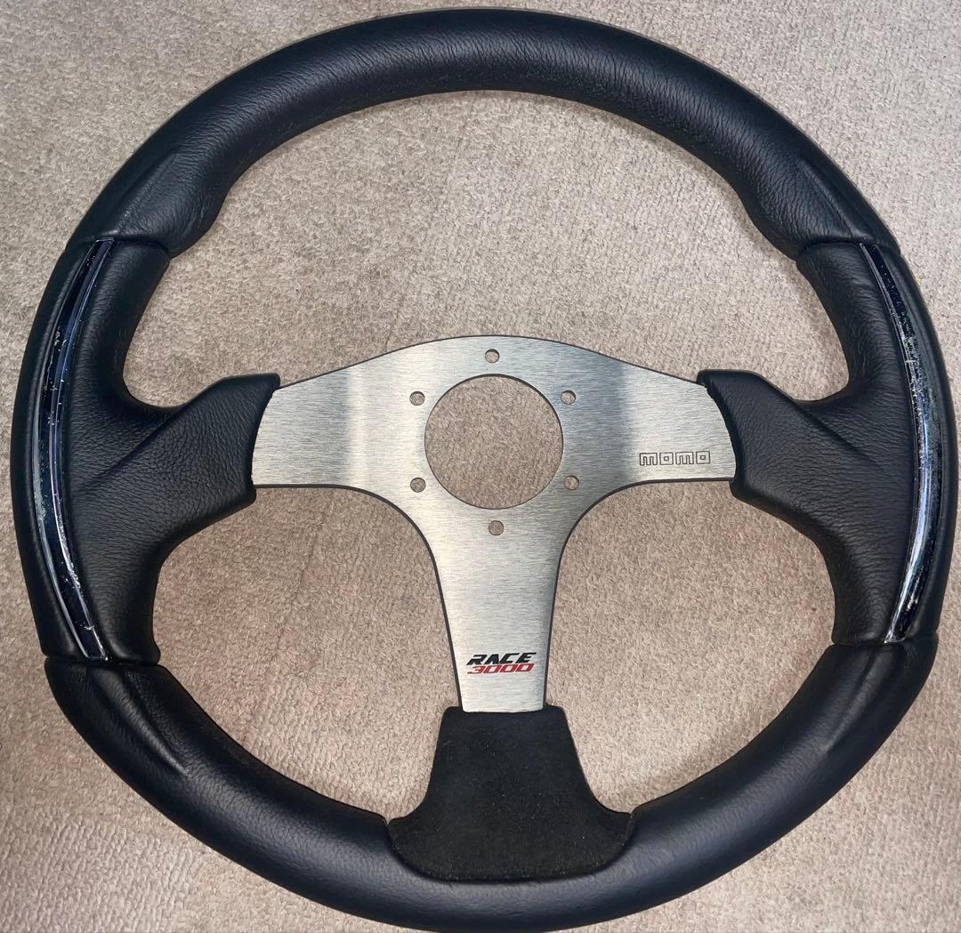 P極美品！ほぼ新品MOMO RACE 3000ステアリング 絶版廃番品 希