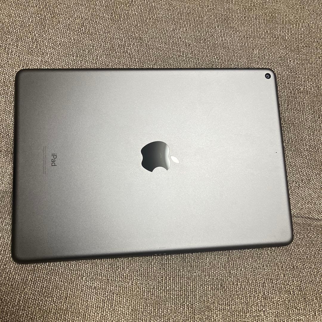 Apple iPad Air 第三世代 64GB 本体 スペースグレー