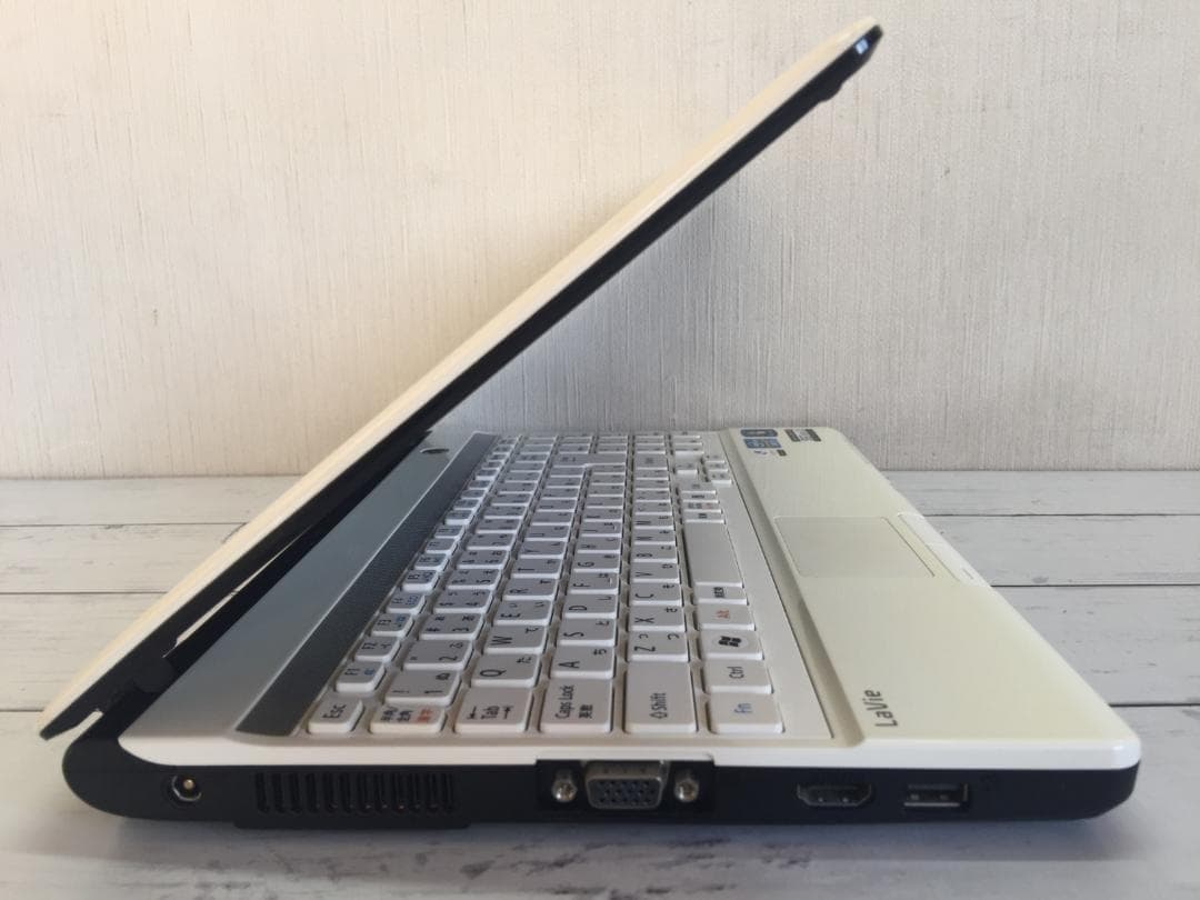 NEC PC-LM550FS3EW 13.3型液晶 コンパクト テンキ付きノート