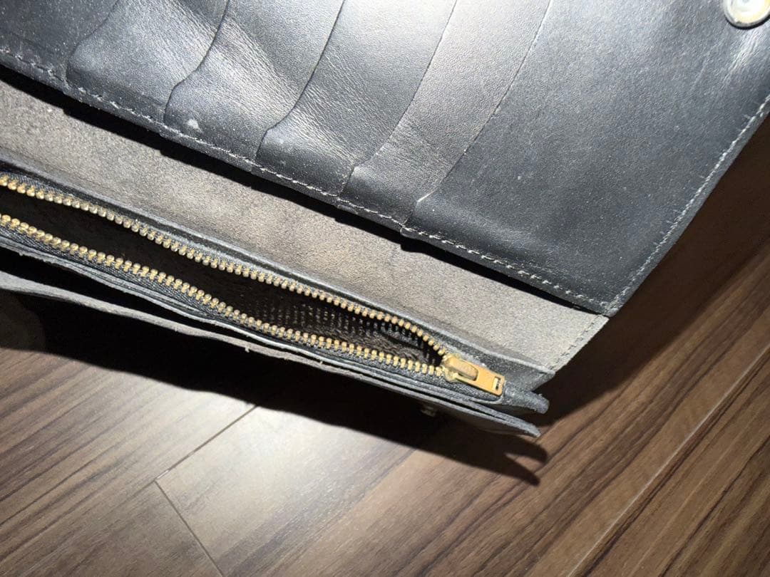 HTC スタッズ　ロングウォレット