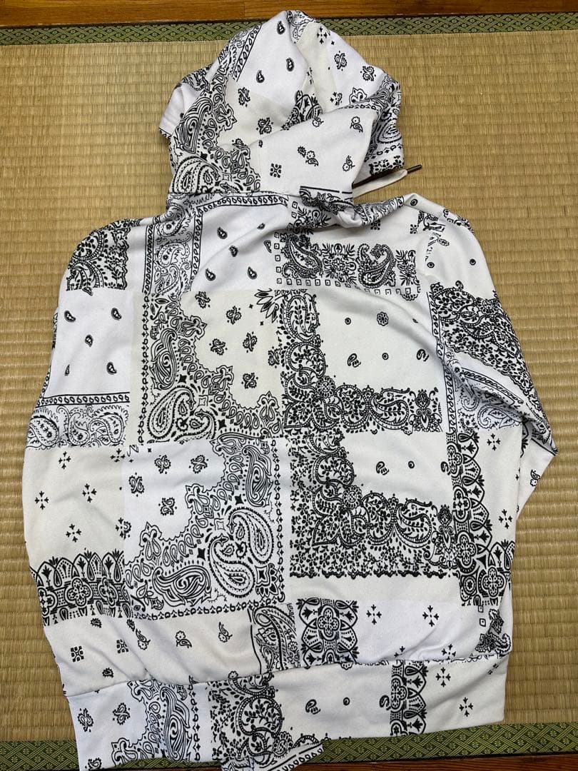 タトラス パーカー