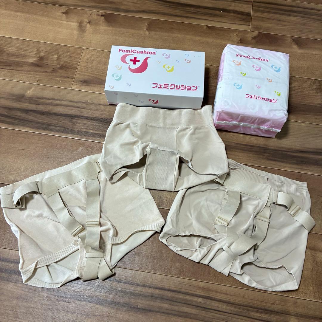ふぅ。新品フェミクッションバリューセット定価51700円。サイズIII