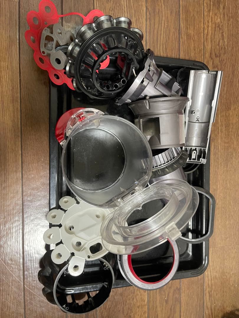 Dyson-ダイソンV11(SV14)スティッククリーナー 本体とアタッチメント