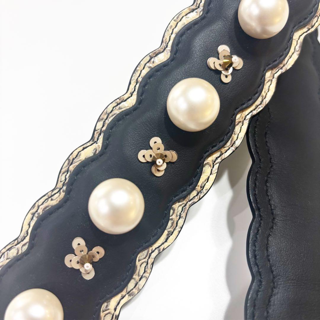 【美品⭐︎】FENDI フェイクパール パイソン ショルダーストラップユー