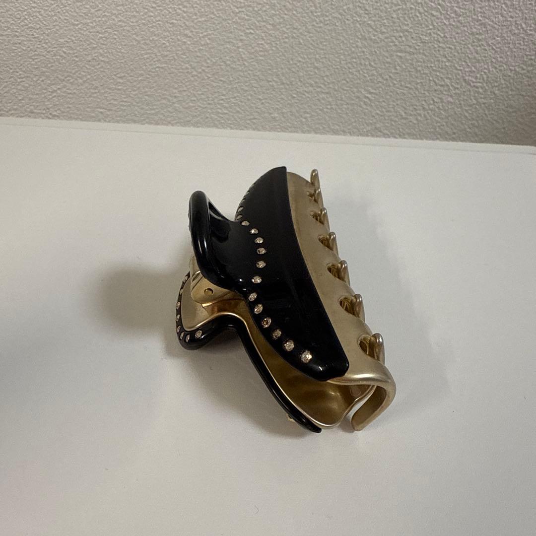 ALEXANDRE DE PARIS ブラックへアクリップMサイズ