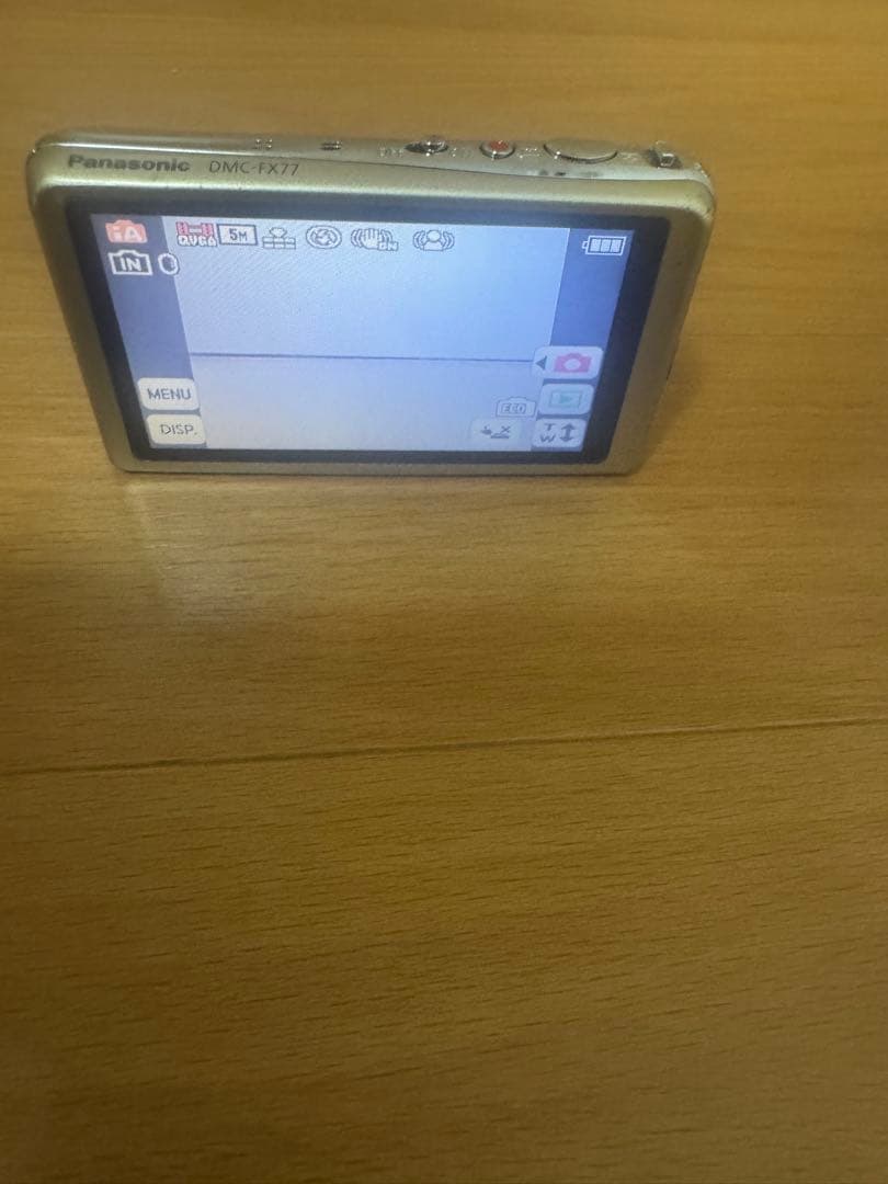Panasonic パナソニック　コンパクトデジタルカメラ　DMC-FX77