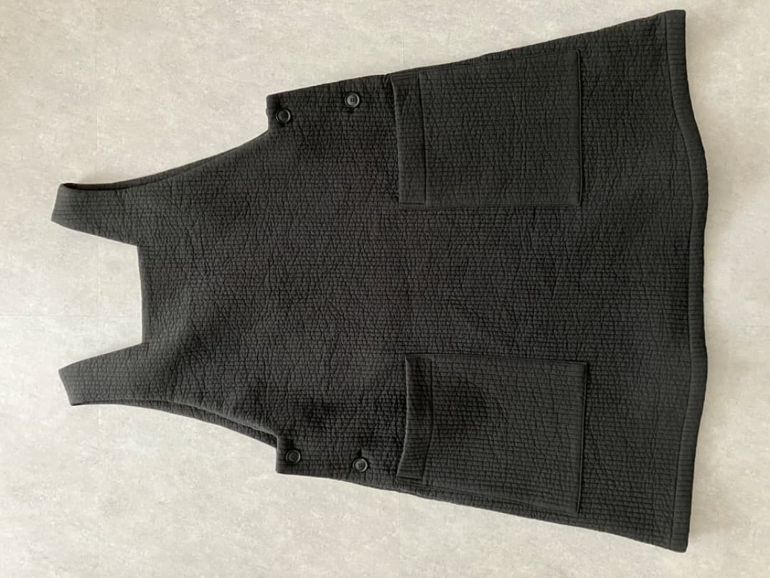 ユノイア　キルトサイドボタンワンピース