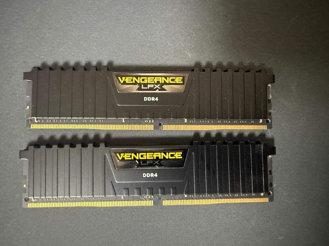 メモリー CORSAIR VENGEANCE LPX 32GB DDR4 3200MHz