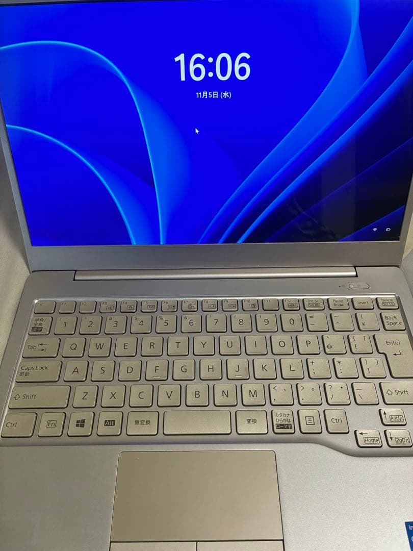 富士通　Windows 11  256GBストレージ　FMVC75E3G
