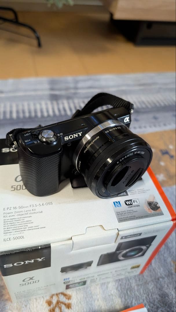ソニー ミラーレス一眼 α5000 SONY ILCE-5000