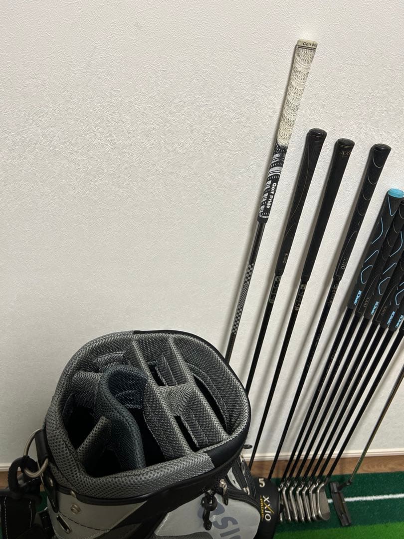 【おすすめ】XXIO ゴルフクラブセット　実用性高いキャディバッグ　日本製ミズノ