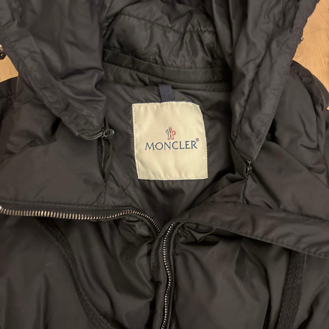 ※発送は2月以降※MONCLER ブラック ダウンジャケット(ファスナー難あり)