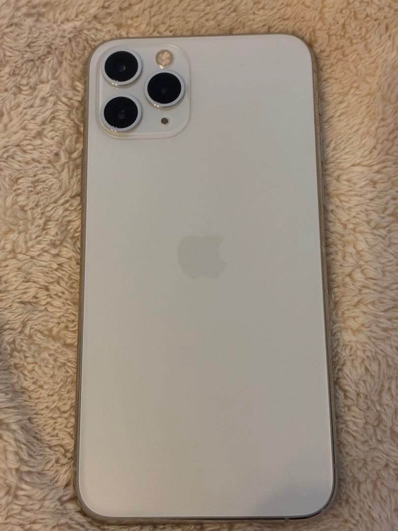 iPhone 11 Pro シルバー本体(SIMピン付き)