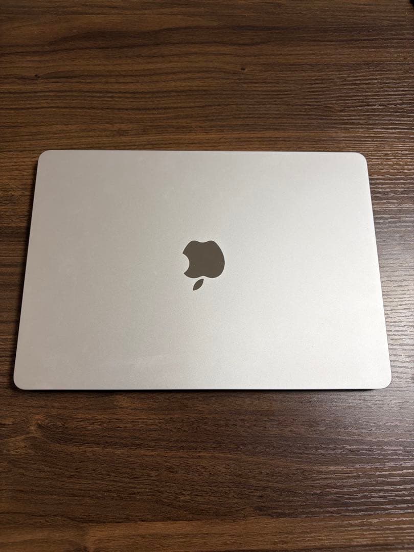 MacBook Air M2 256GB シルバー
