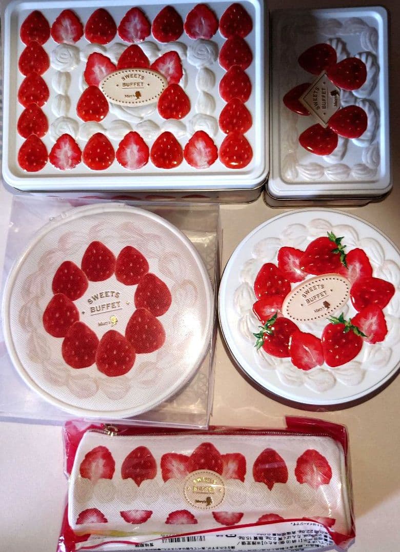 Mary's 　メリーチョコレート　2024 イオン限定　いちご缶　いちごポーチ