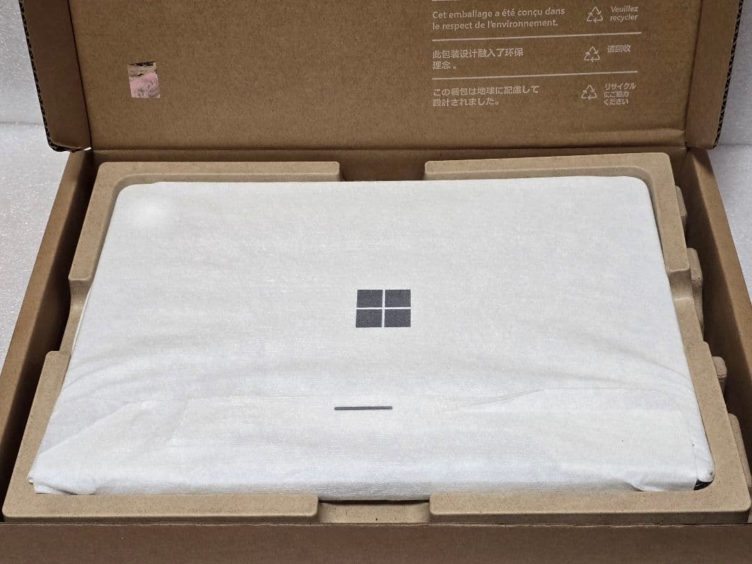 Surface Laptop 7　13.8インチ
