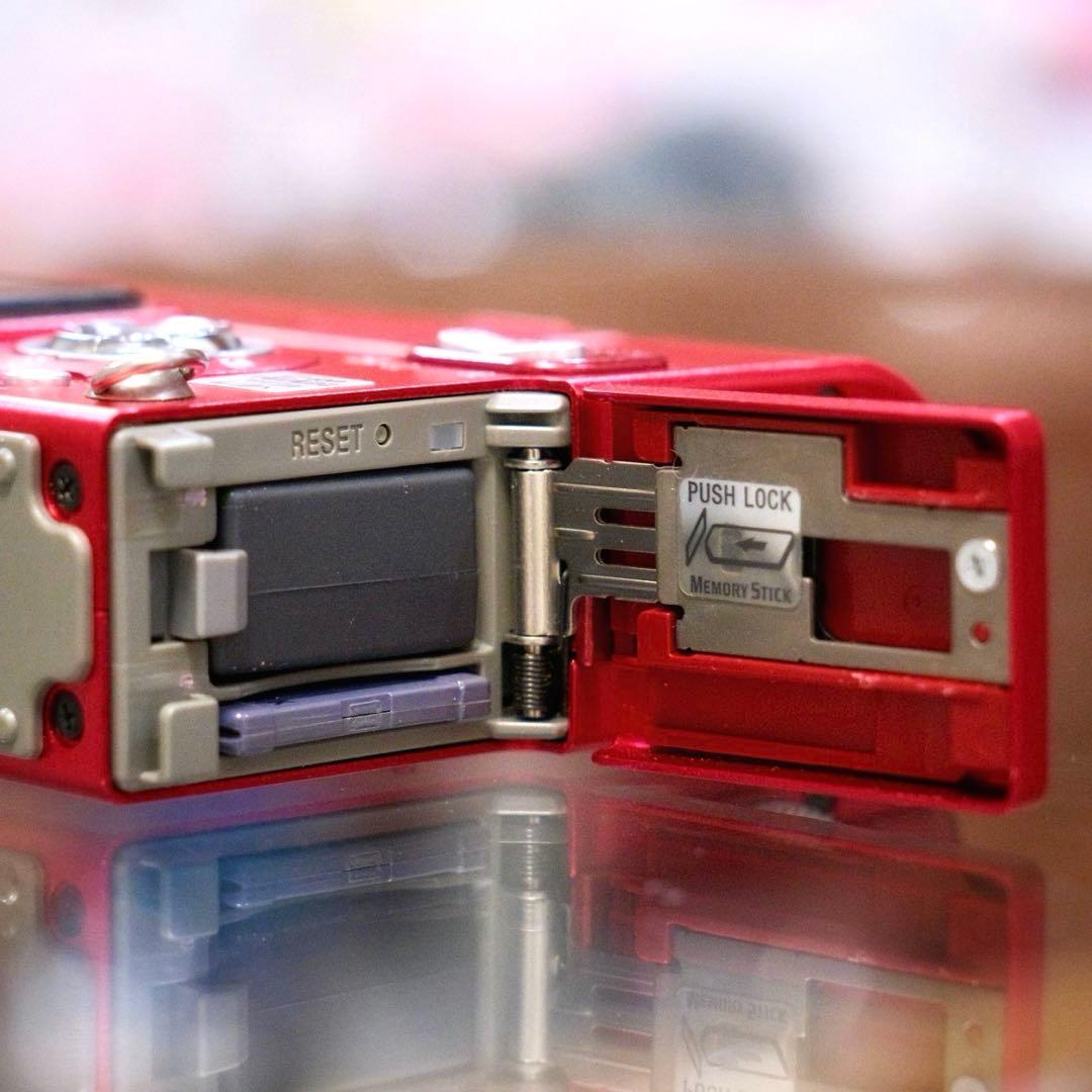 極美品！動作品 平成レトロ SONY Cyber−Shot DSC-F77A 赤