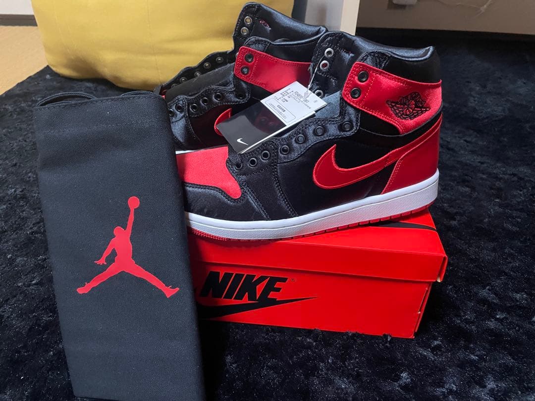 Nike Air Jordan 1 サテンブレッド