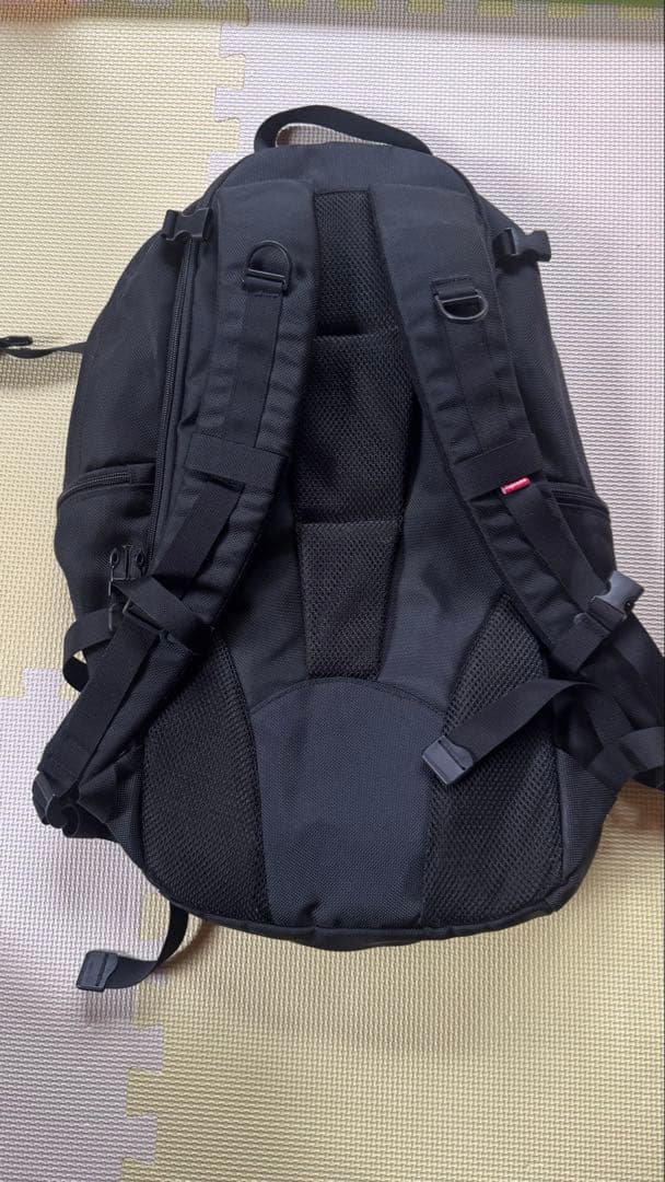 Supreme ブラックリュック　難あり