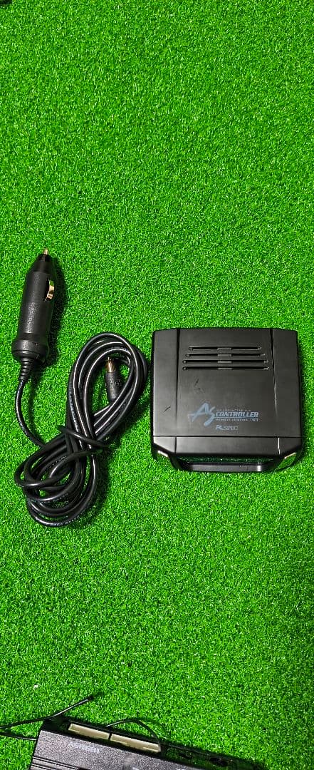 エアサスコントローラー　URS206.UZS207マジェスタ用