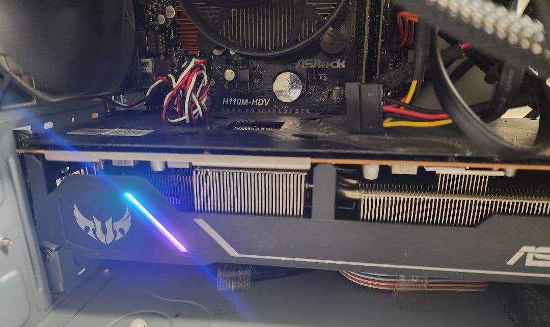 グラフィックボード・グラボ・ビデオカード ASUS Radeon RX 5600 XT 6GB