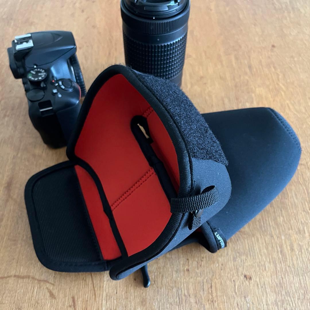 Nikon D3500 デジタル一眼レフカメラ ダブルズームキット、収納ケース付