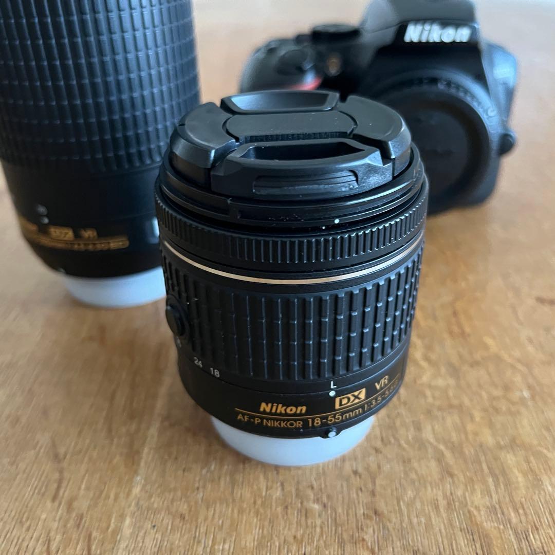Nikon D3500 デジタル一眼レフカメラ ダブルズームキット、収納ケース付