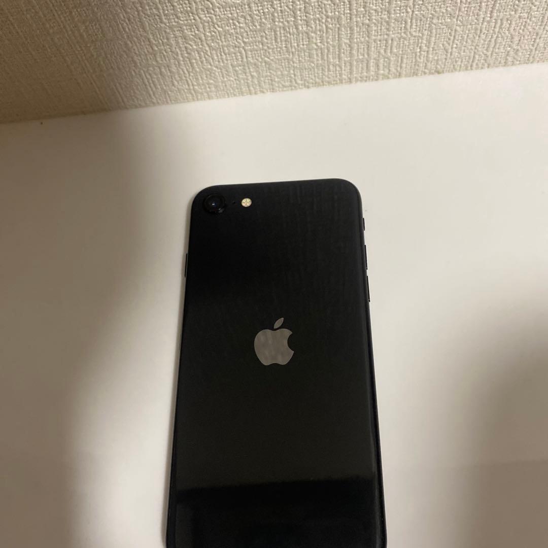 iPhone SE 2 64GB black バッテリー100% 海外版 動作品