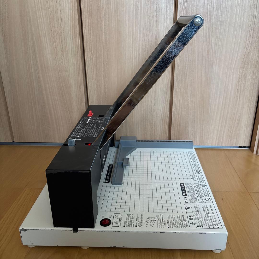 裁断機　PLUS PK-513LN-A