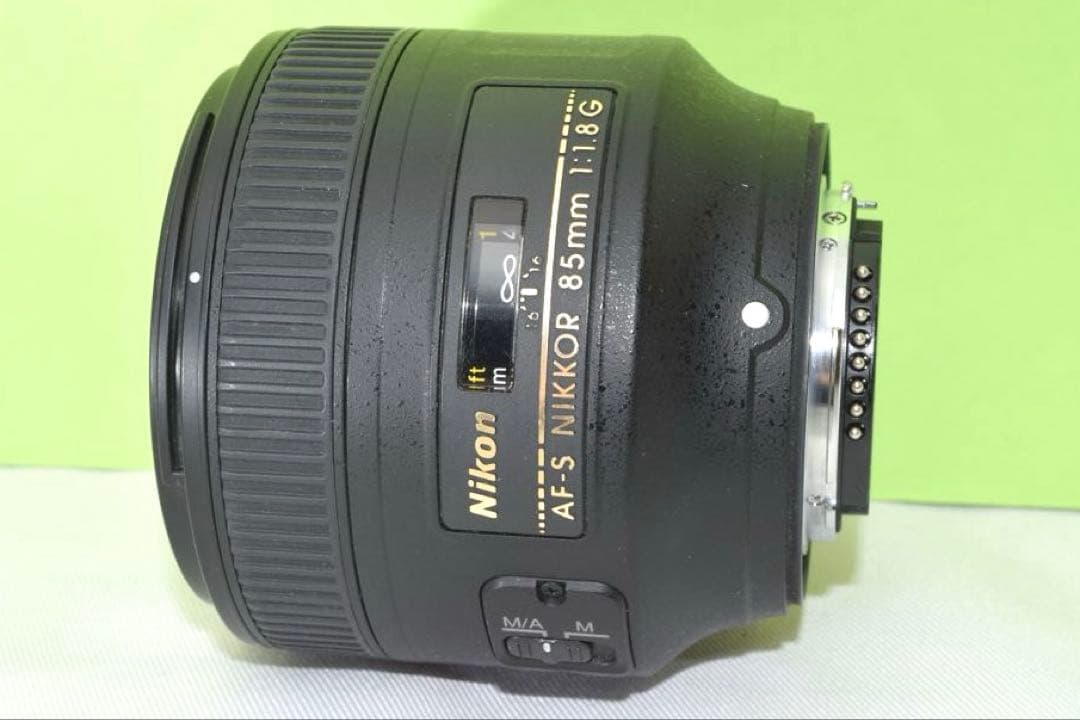 Nikon 85mm ☆送料無料☆
