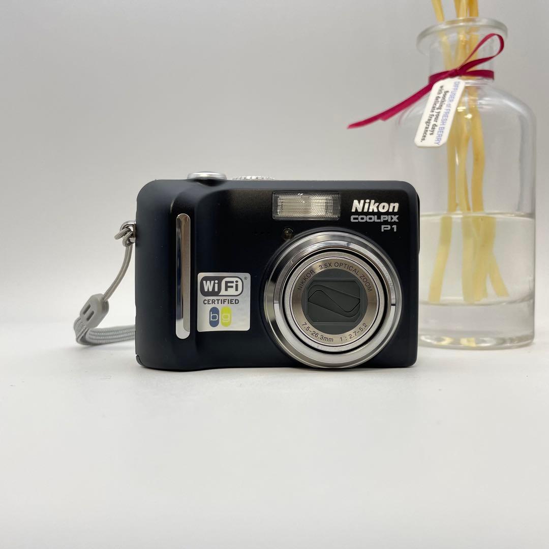 美品✨Nikon coolpix P1✨動作確認済 スマホ転送OK 可愛い 黒♪