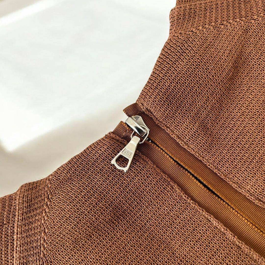 DRAWERドゥロワー　Aライン　ニット　ワンピース クルーネック　ブラウン